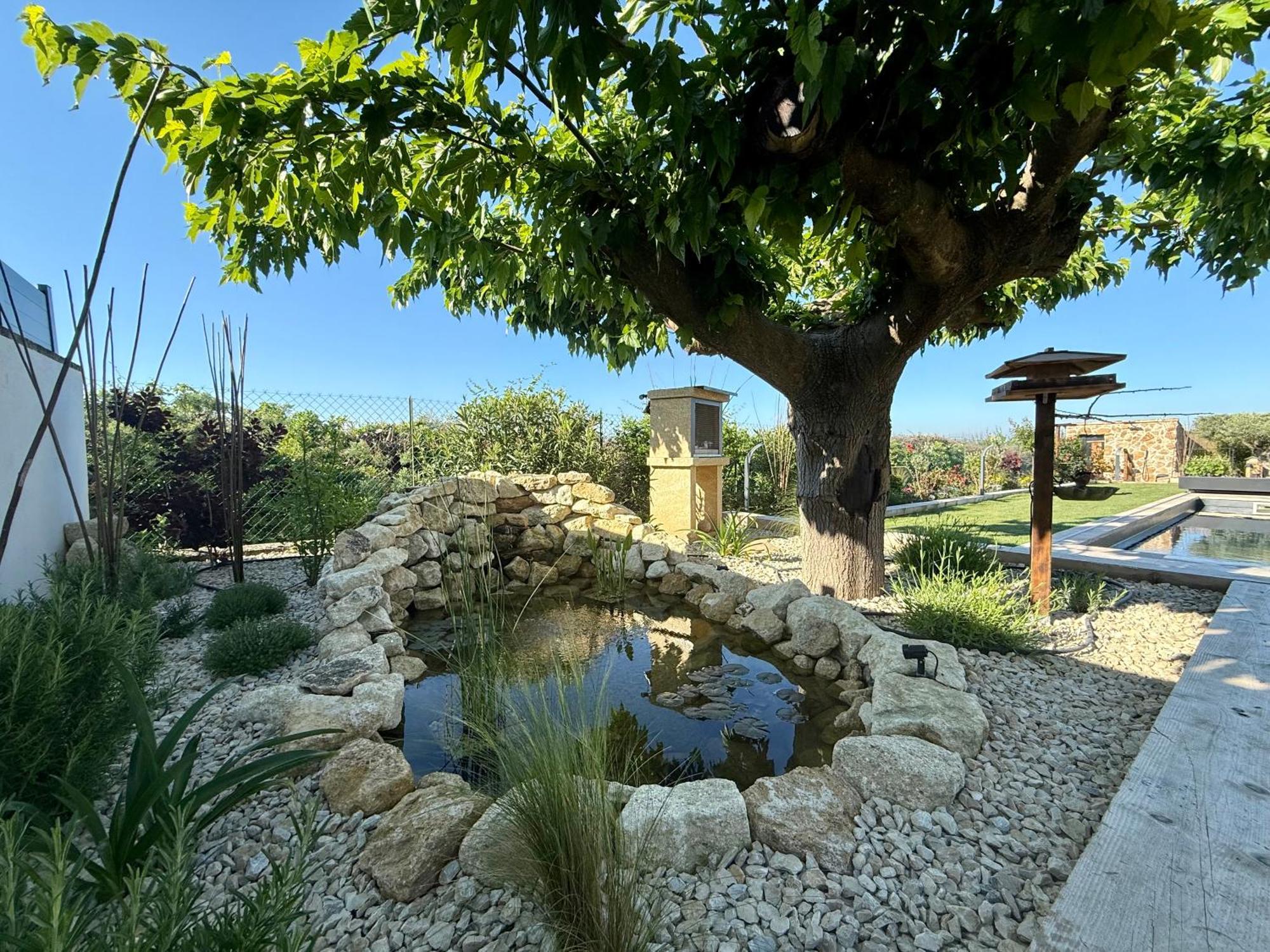 Une Nuit En Luberon Puyvert Экстерьер фото